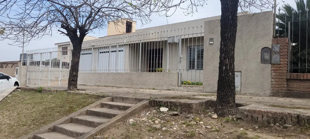 Casa Villa Belgrano 3d 2b - Opcion A Compra Lote Contiguo