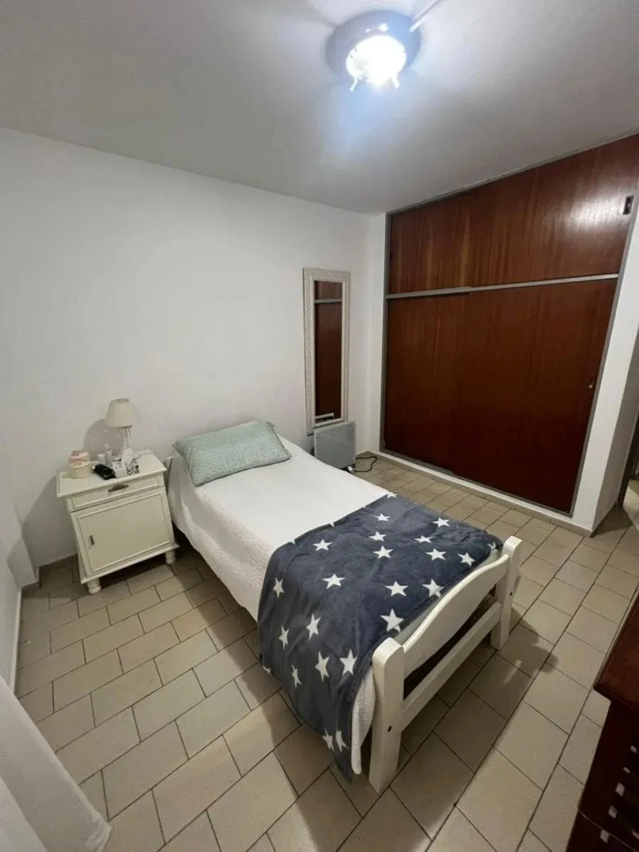 Excelente Departamento de 1 Habitacion Sobre Bv Chacabuco