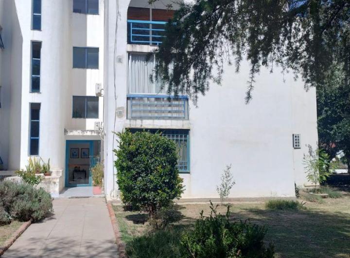 Departamento · 44m² · 3 Ambientes · 1 Cochera