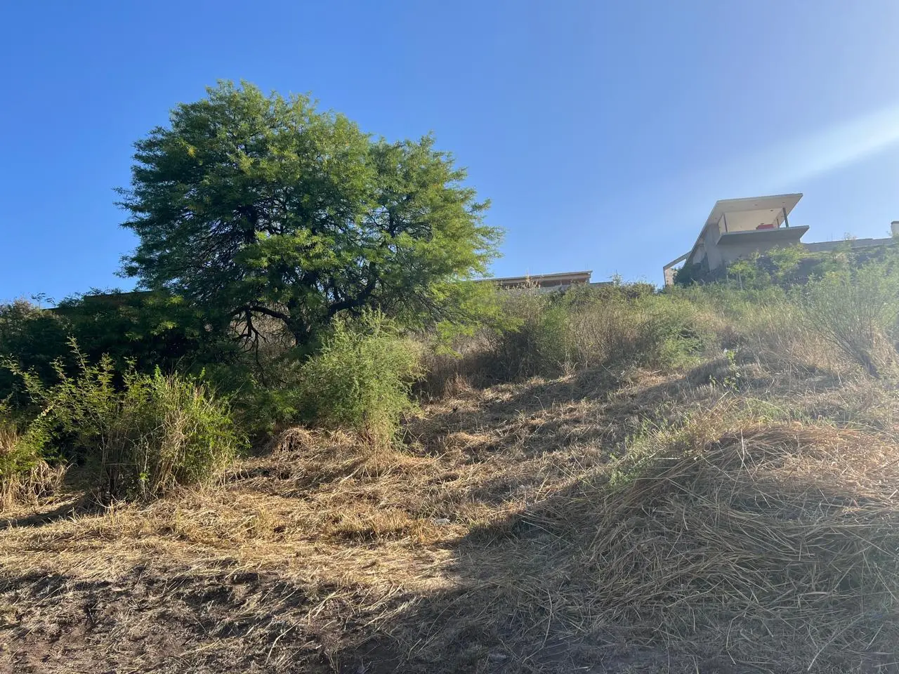 LA CUESTA VILLA RESIDENCIAL - EXCELENTE LOTE