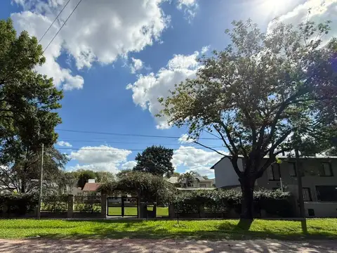 Casa en Venta en Centro, Funes