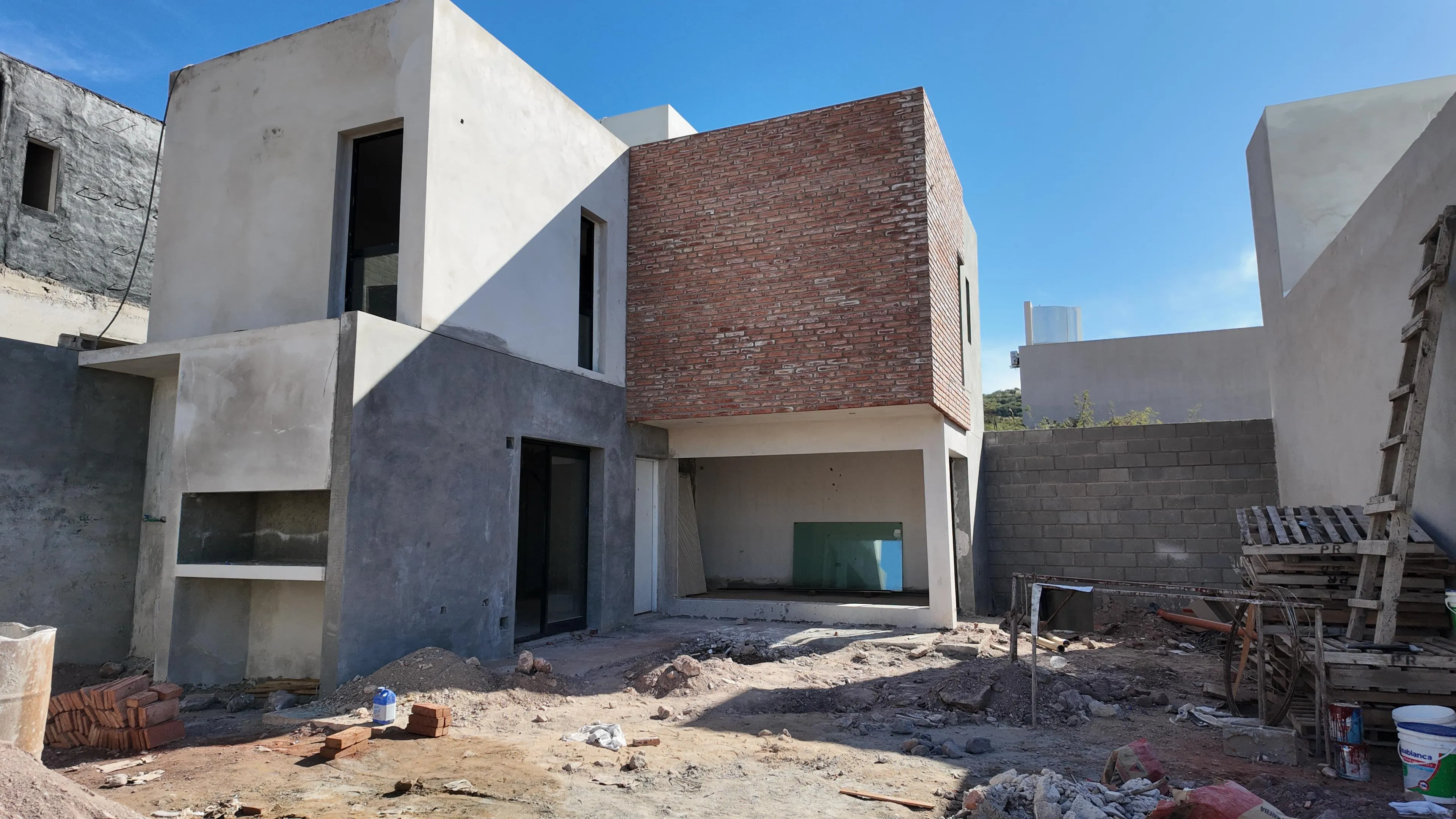 CASAS DE CATEGORIA EN HOUSING PRÓXIMO A LA MEJOR ZONA DE CÓRDOBA!!!