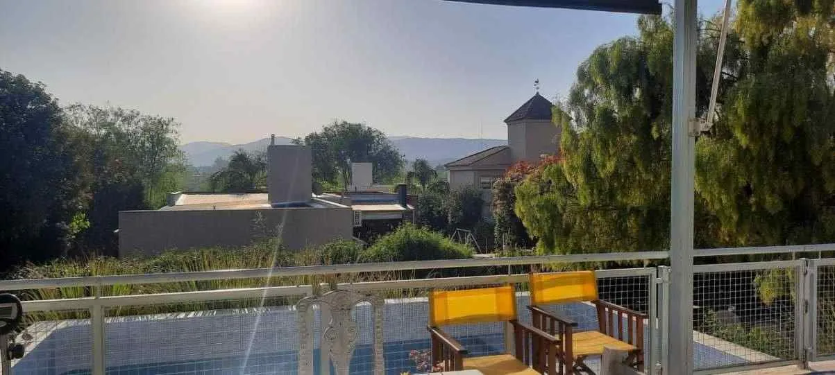 LA CUESTA  - CASA - PILETA - IMPECABLE