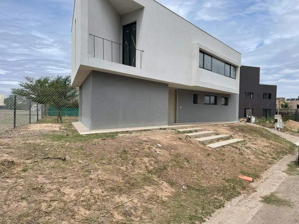 Casa en Venta - Barrio La Morada - Villa Allende
