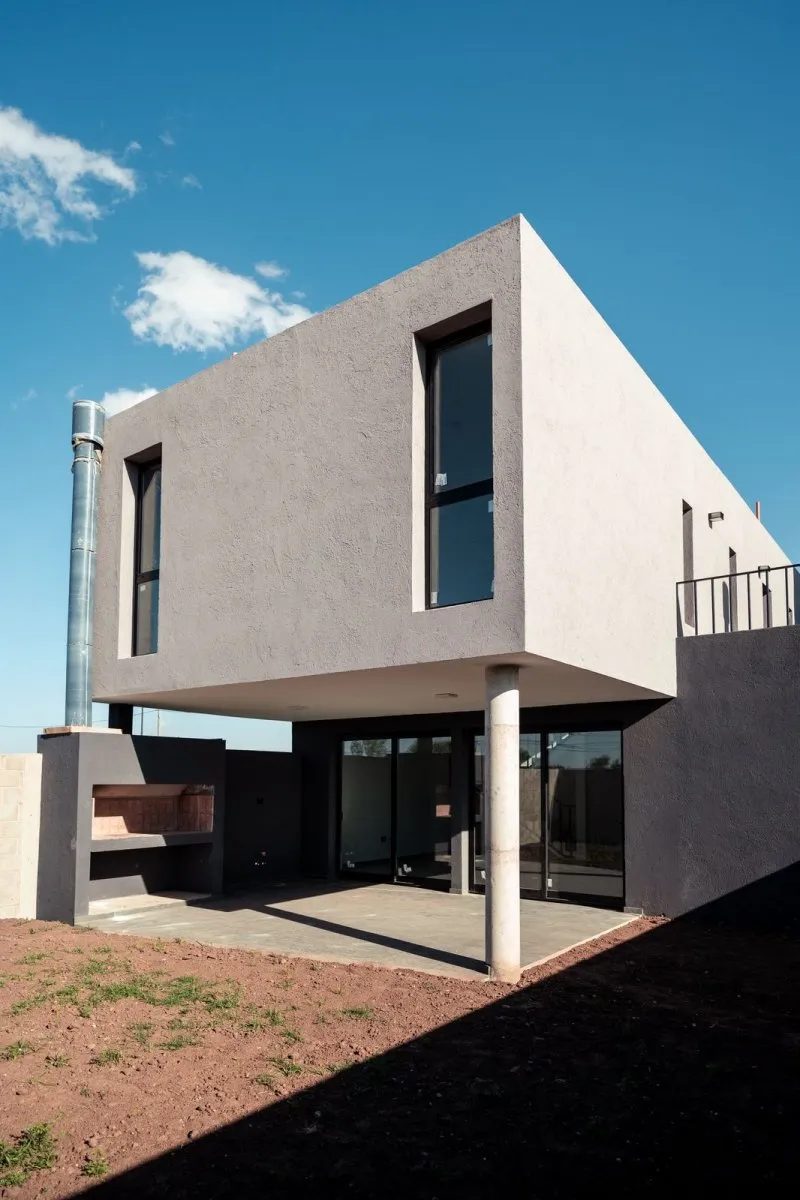VENTA CASA  3 DORM. PREMIUM B° CUESTAS DE MANANTIALES