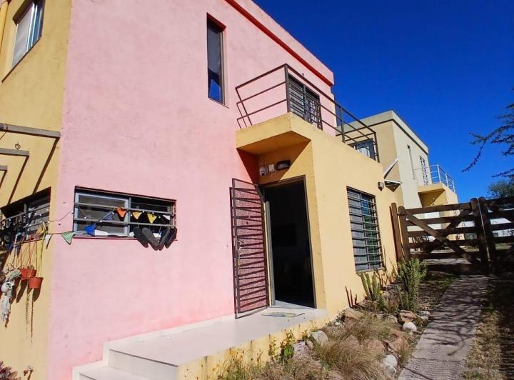Casa · 160m² · 3 Ambientes · 1 Cochera