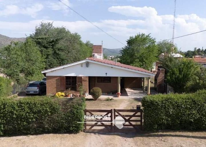 Casa · 120ha · 4 Ambientes · 1 Cochera