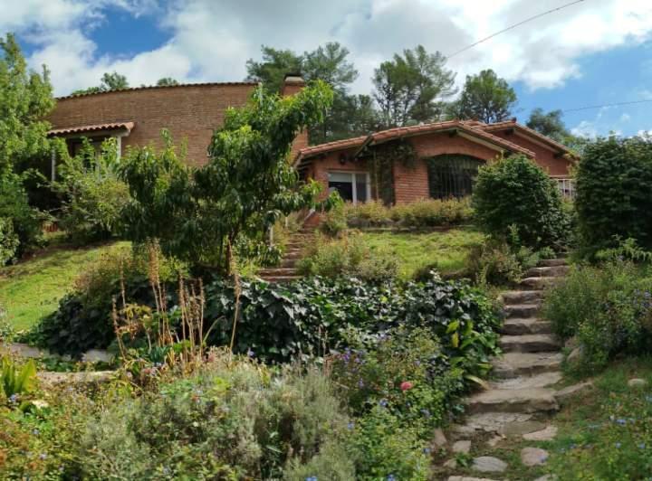 Casa · 280m² · 4 Ambientes