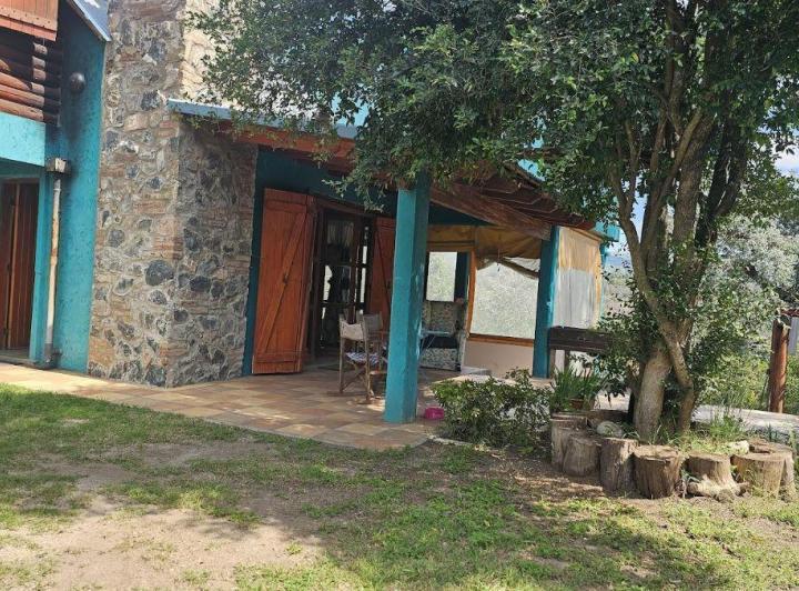 Casa · 200m² · 4 Ambientes · 2 Cocheras