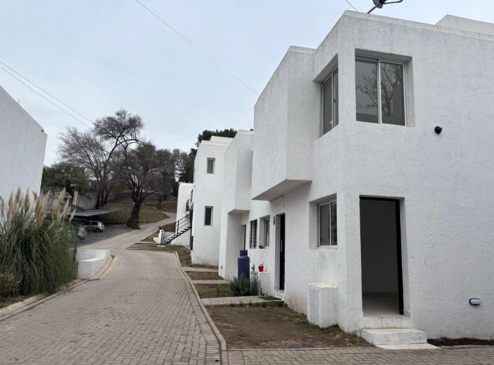 Departamento · 85m² · 2 Ambientes · 1 Cochera