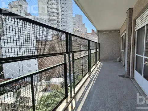 Departamento en Venta en Martín, Rosario