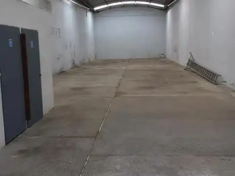 Galpón en Alquiler en Parque Chacabuco, CABA