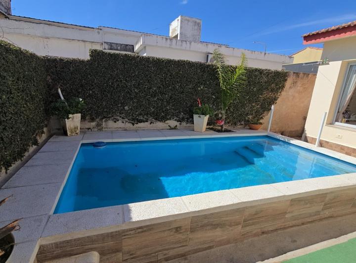 Casa · 160m² · 4 Dormitorios · 1 Cochera