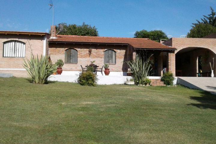 Casa · 160m² · 6 Ambientes · 1 Cochera