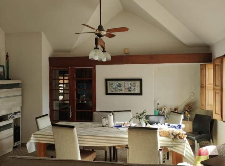 Casa · 213m² · 3 Ambientes