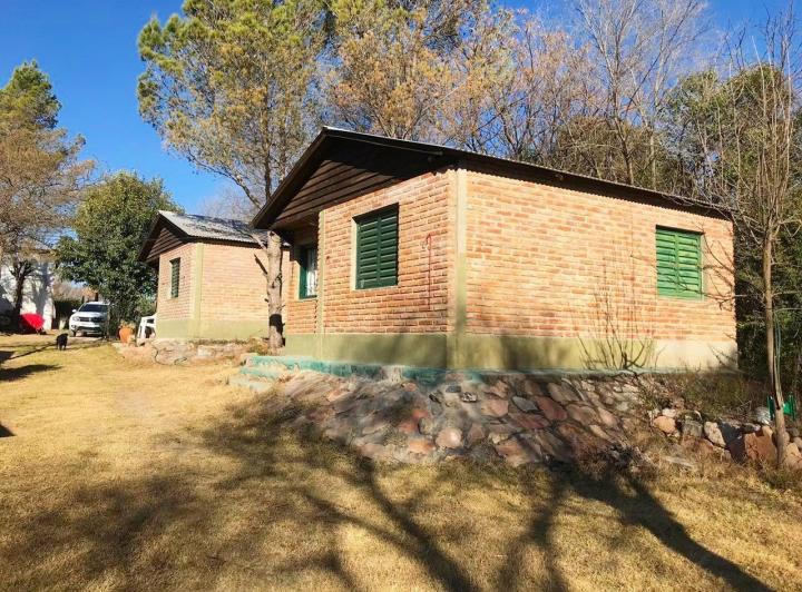 Casa · 250m² · 9 Ambientes · 3 Cocheras