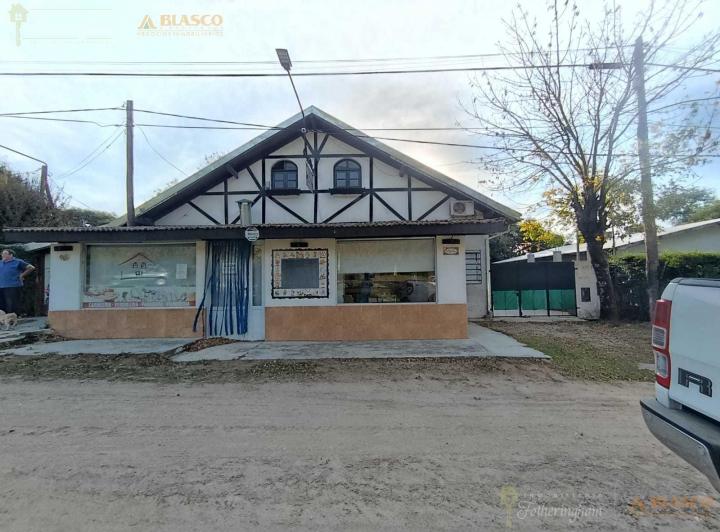 Casa · 260m² · 3 Ambientes