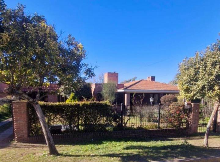 Casa · 249m² · 3 Dormitorios · 1 Cochera