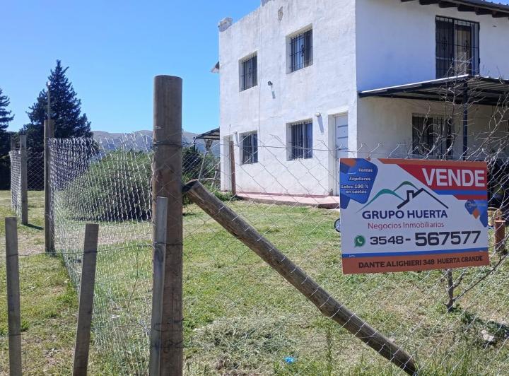 Casa · 108m² · 6 Ambientes · 2 Cocheras