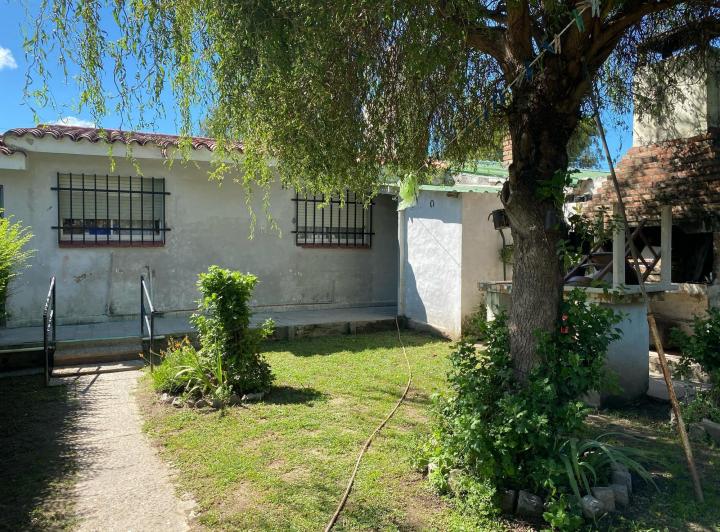Casa · 174m² · 3 Dormitorios · 2 Cocheras