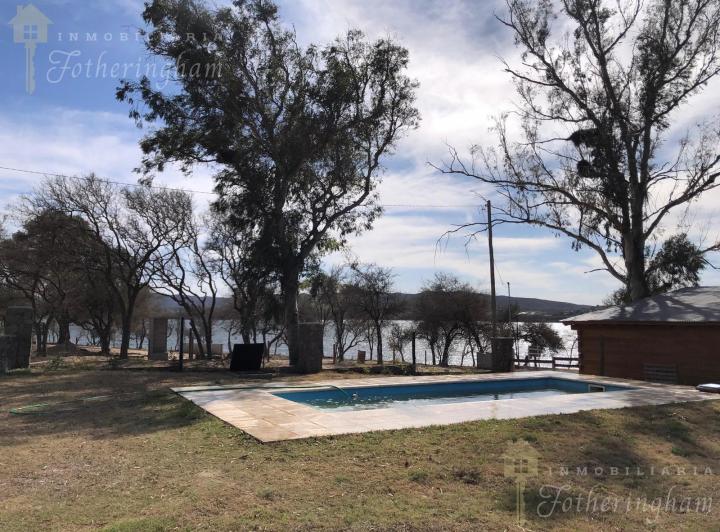 Casa · 1440m² · 1 Dormitorio · 1 Cochera