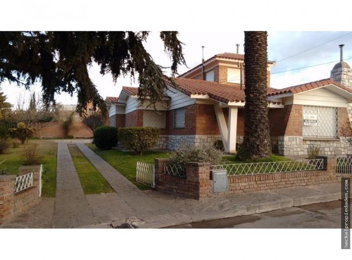 Casa · 177m² · 3 Ambientes