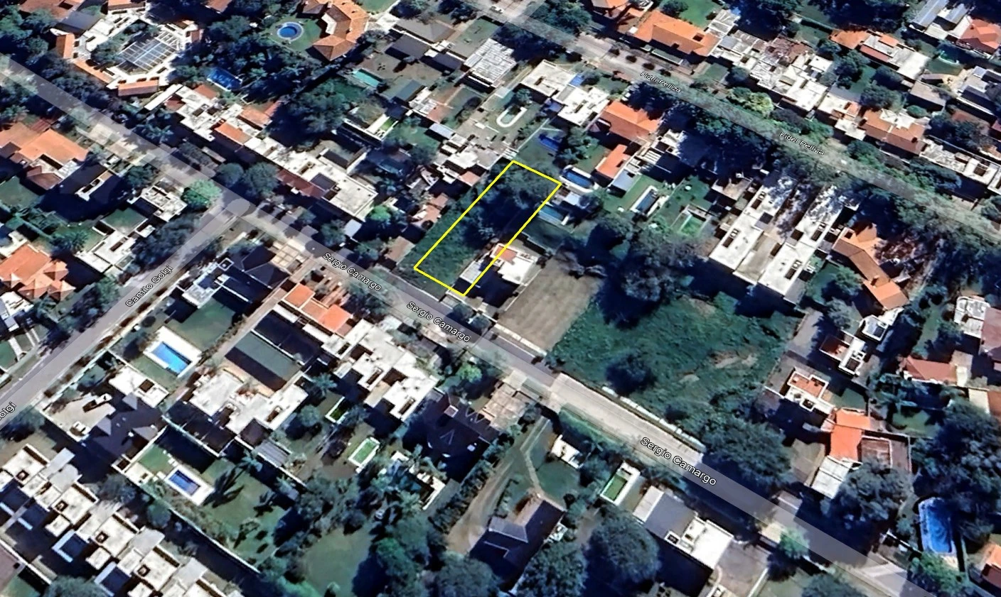 Lote de 600m2 !! ZONA IDEAL !!