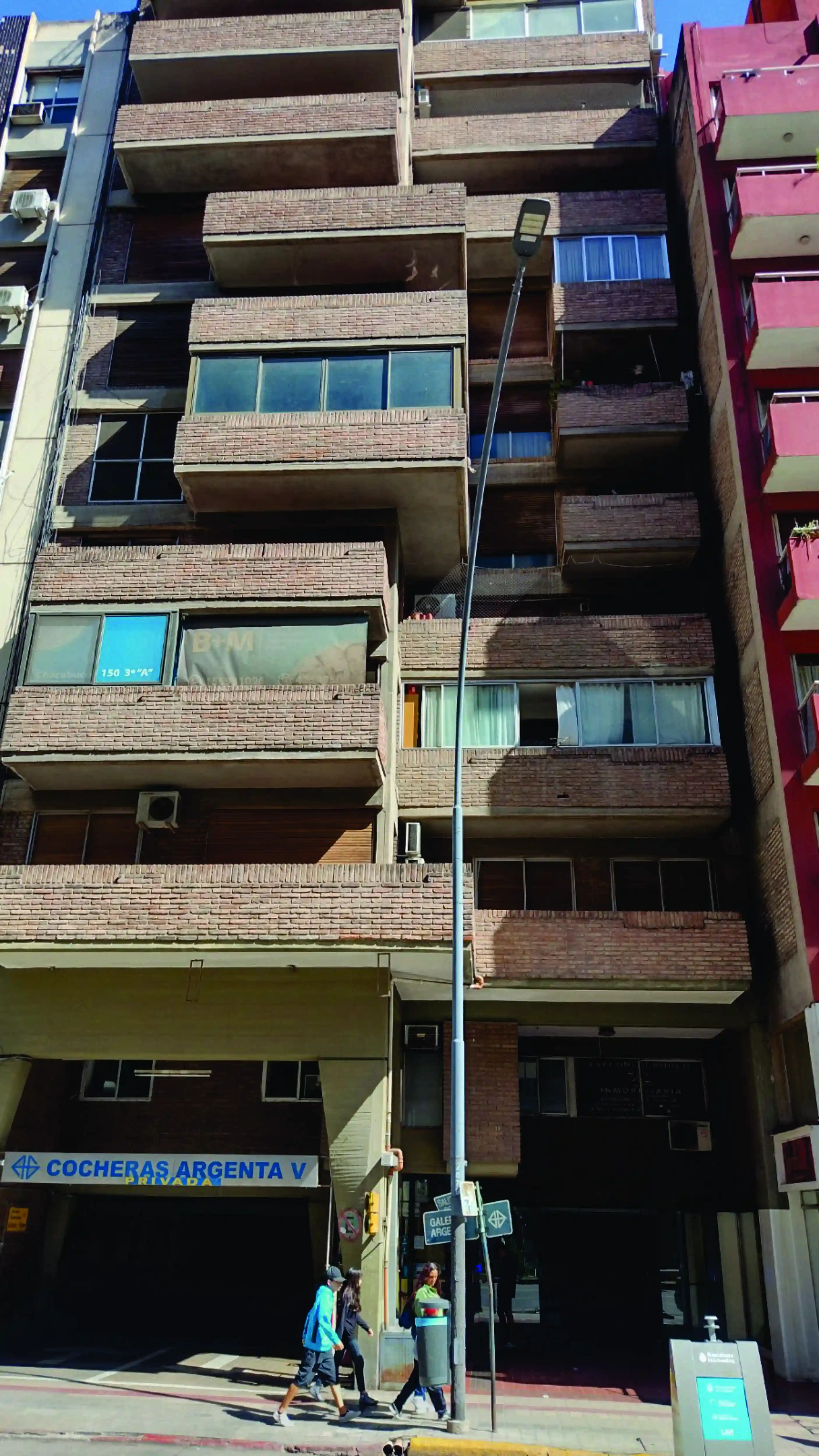 2 OFICINAS CONTIGUAS + COCHERA EDIFIC ARGENTA RECIBO MENOR