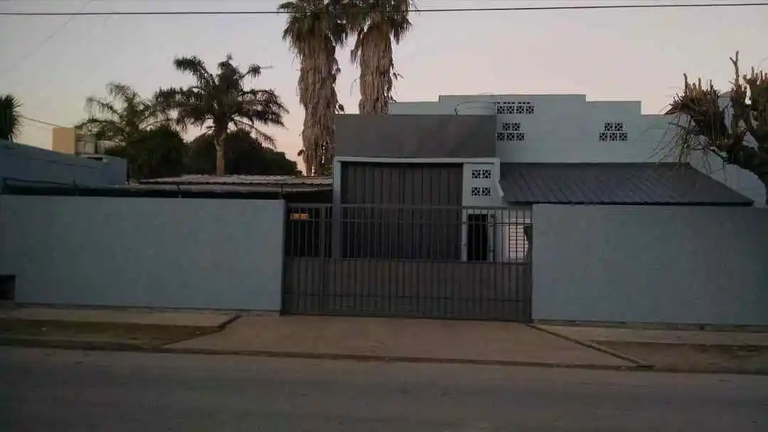 Galpon excel ubicacion 50mts Los Boulevares Completo