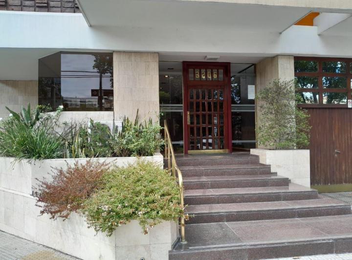 Departamento · 82m² · 4 Ambientes · 1 Cochera