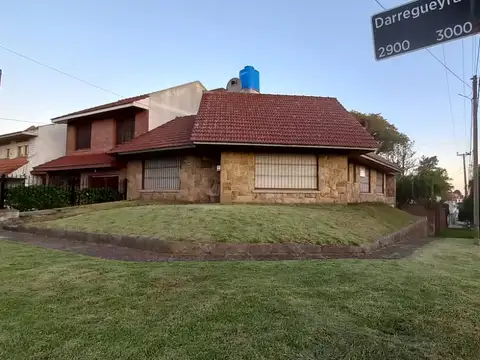 Casa en Venta en Punta Mogotes, Mar del Plata