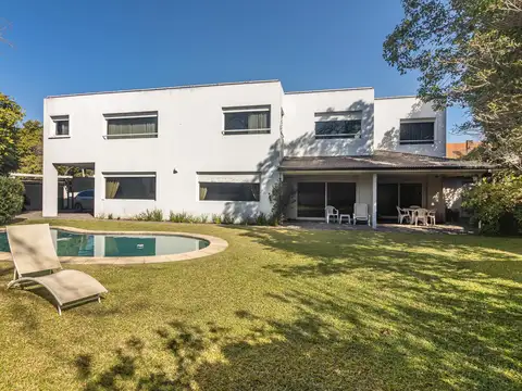 Casa en Venta en Acassuso, Partido de San Isidro