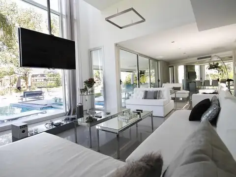 Casa en Venta en Countries y Barrios Cerrados en Esteban Echeverria, Partido de Esteban Echeverría