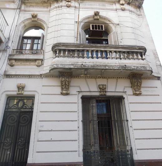 Casa · 214m² · 9 Ambientes
