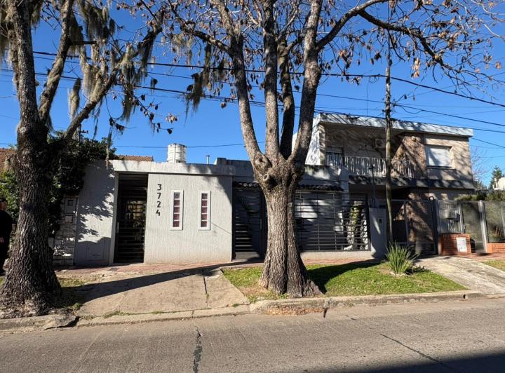 Casa · 151m² · 5 Ambientes