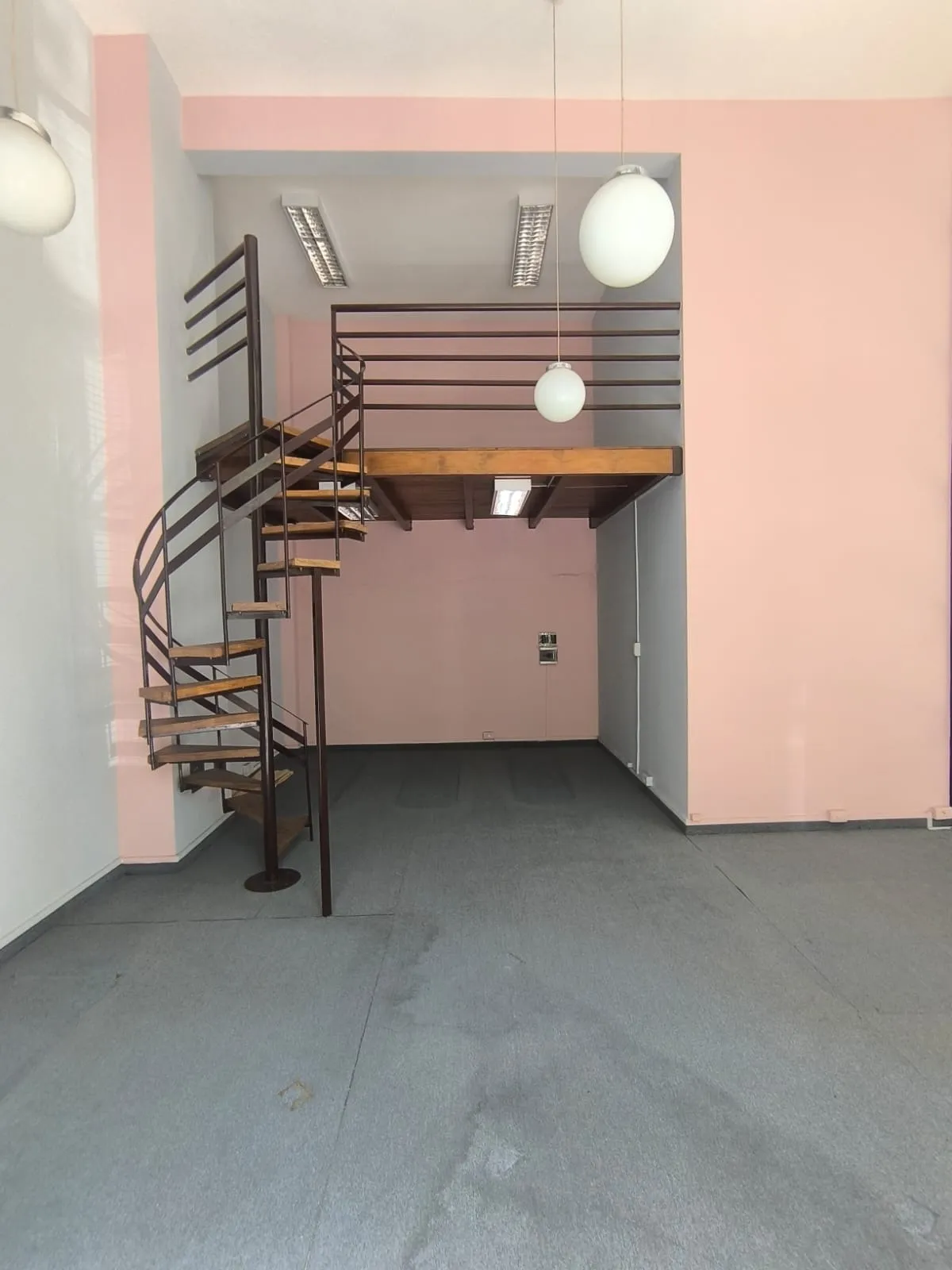 Alquilo - Nueva Córdoba - Local Comercial