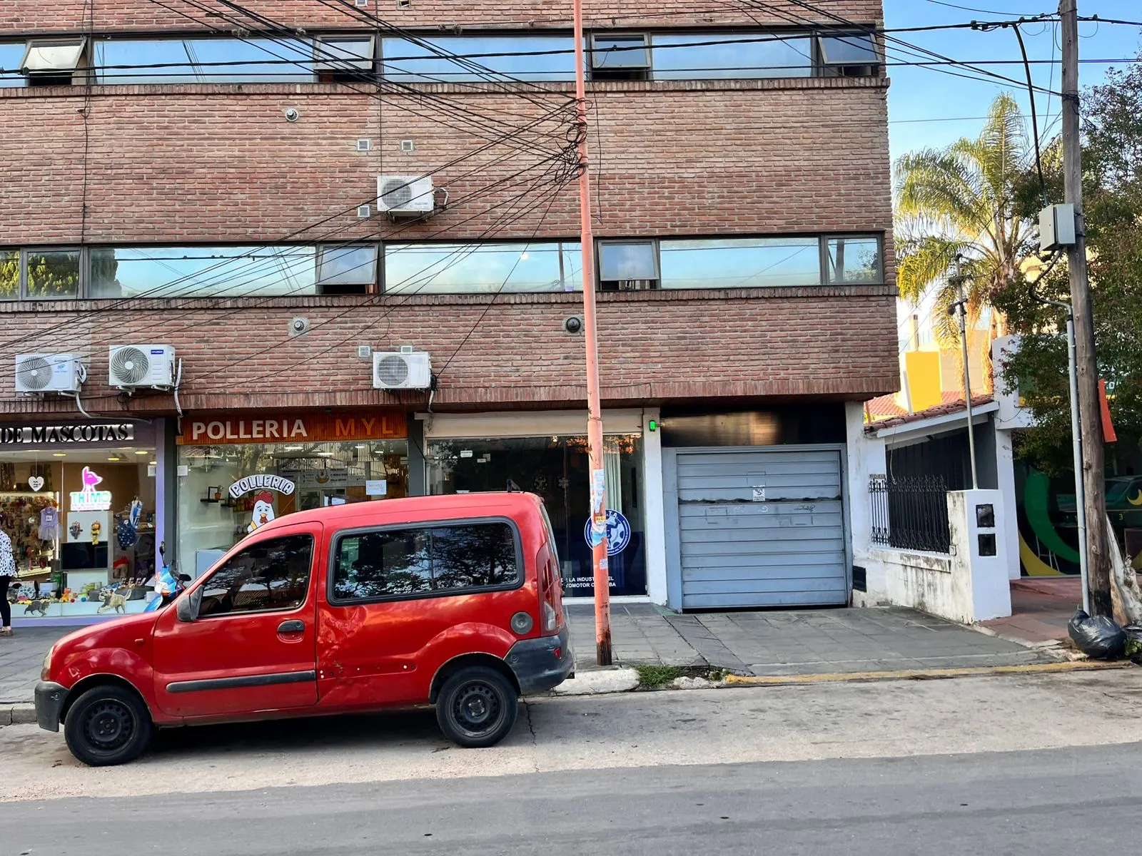 Venta: 2 Cocheras Continuas - 12 M2 - Primer Subsuelo - Centro - Carlos Paz