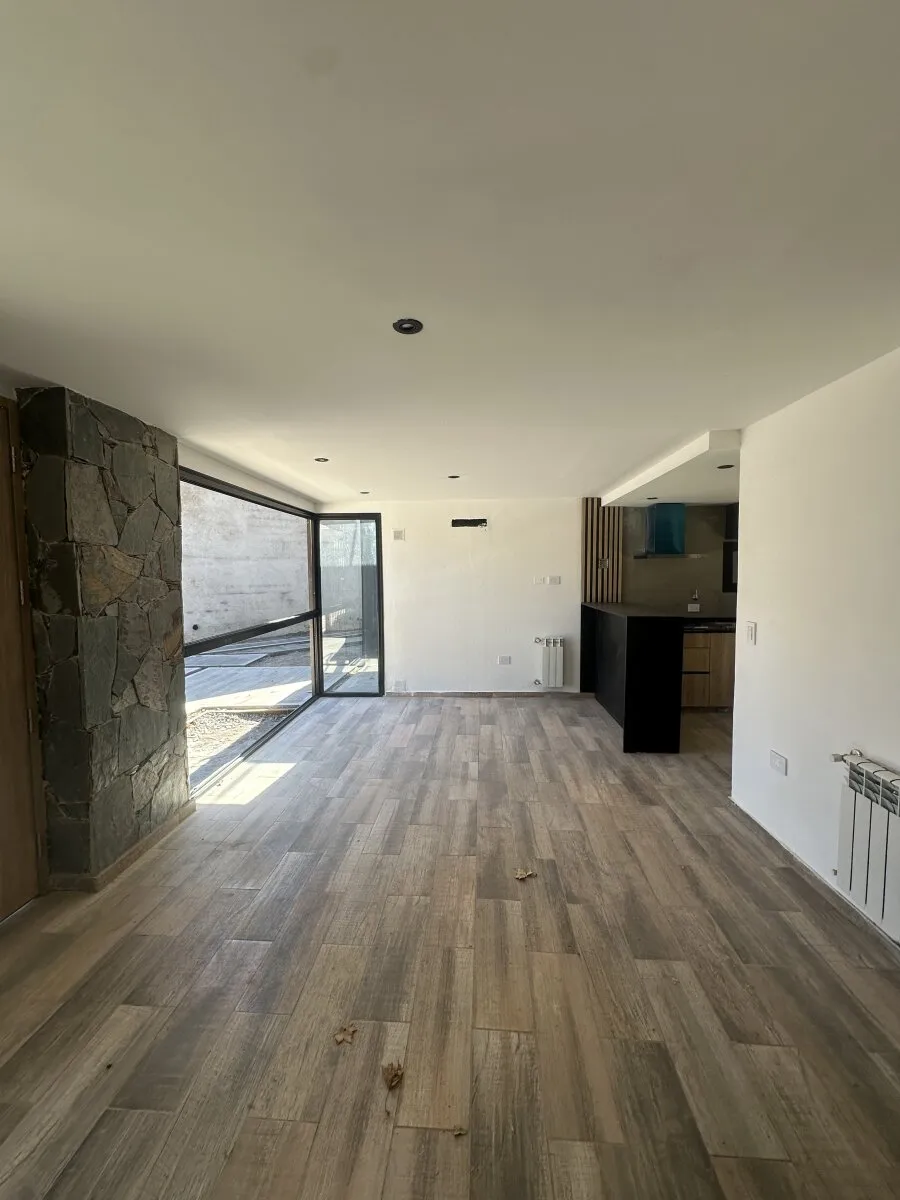 Se vende dúplex a estrenar de 2 dormitorios en housing
