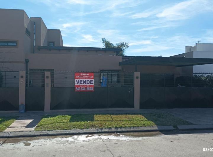 Casa · 600m² · 2 Ambientes · 1 Cochera