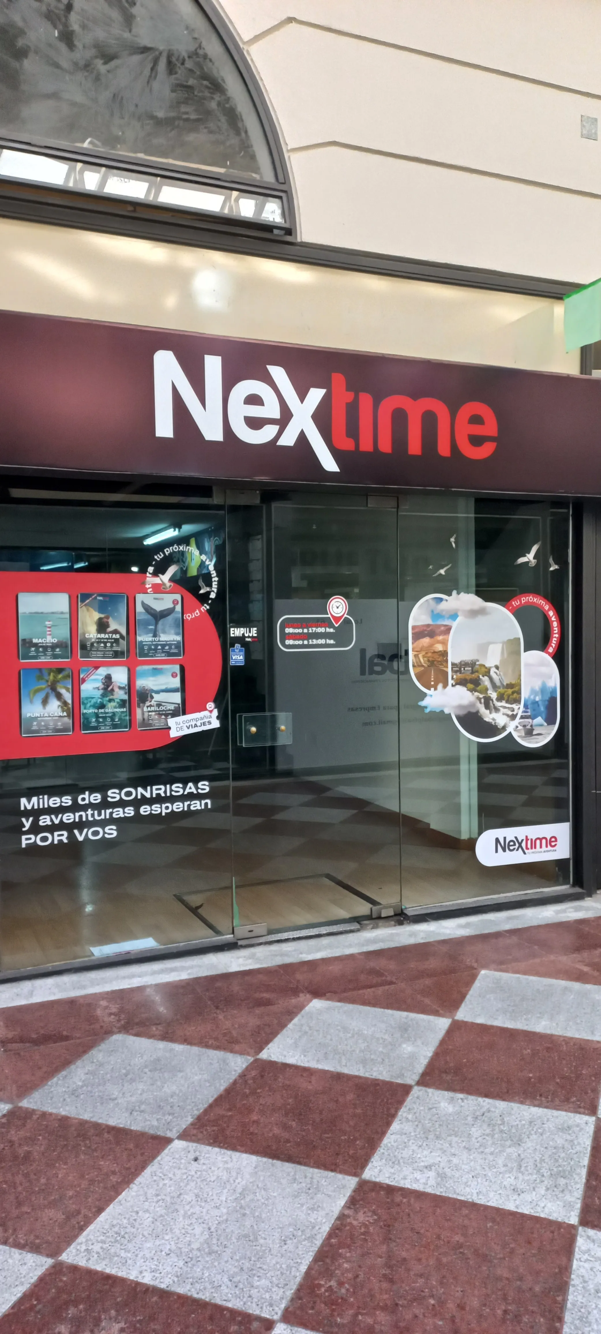GALERIA VIA NUEVA LOCAL metros de calle Tucumán 1 MES BONIFICADO