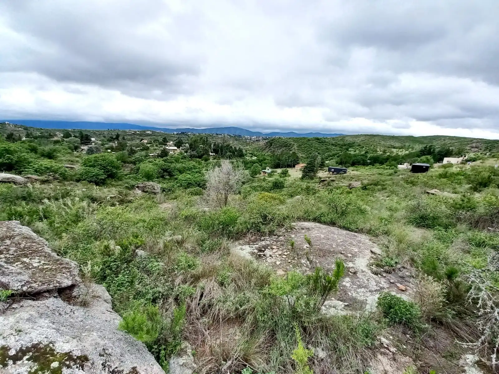 LOTE IDEAL PARA COMPLEJO EN CARLOS PAZ