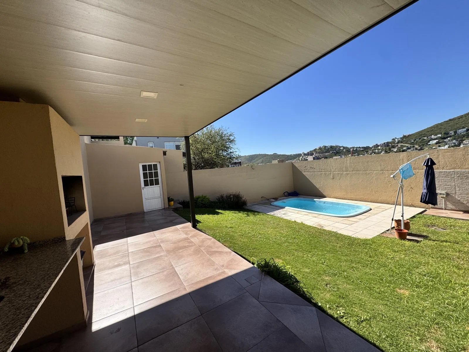 Calidad y ubicación inmejorable venta de casa 3 dormitorios