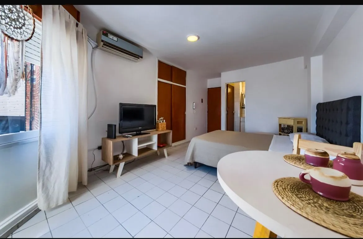 Monoambiente - Amoblado - Av. Colon al 1000 - Alberdi