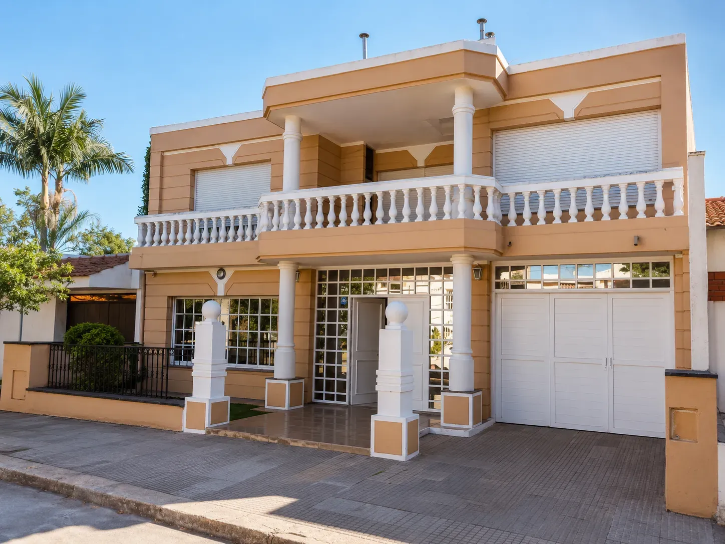 Casa en venta en Barrio Maipú – 3 dormitorios, pileta y 4 baños