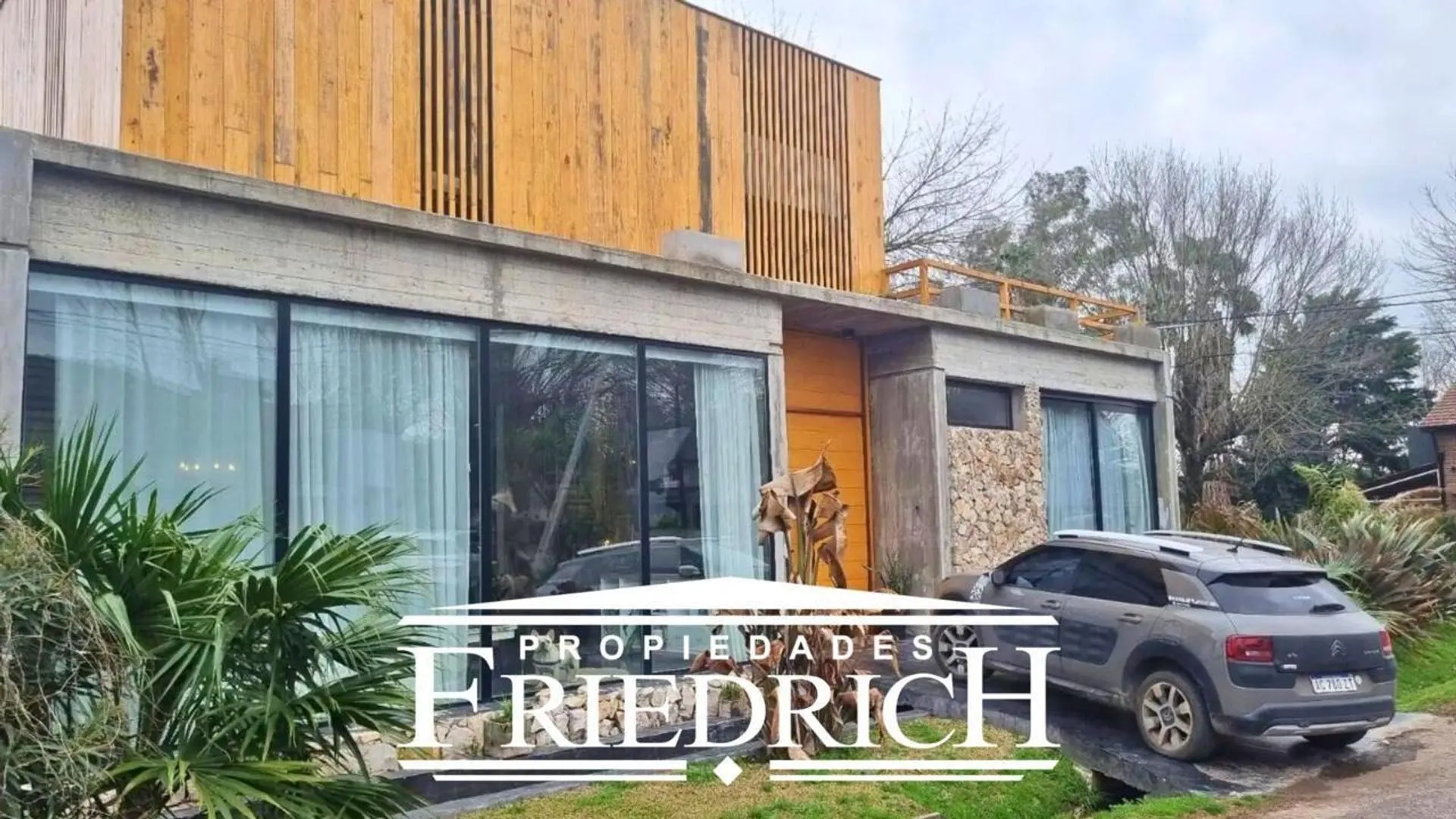 CASA EN VENTA COUNTRY BANCO PROVINCIA