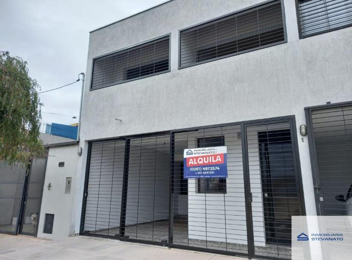 Casa · 100m² · 3 Ambientes · 1 Cochera