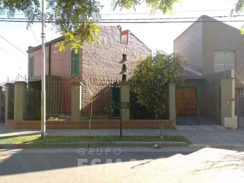CASA 4 Dormitorios, Lomas de Suquia - Yavi 5296