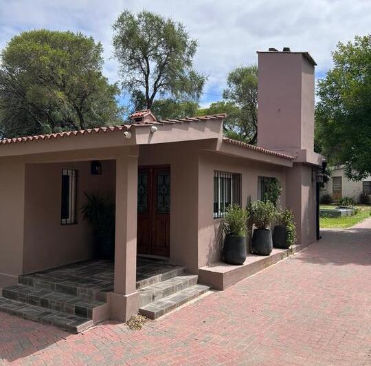 Casa · 344m² · 4 Ambientes · 1 Cochera