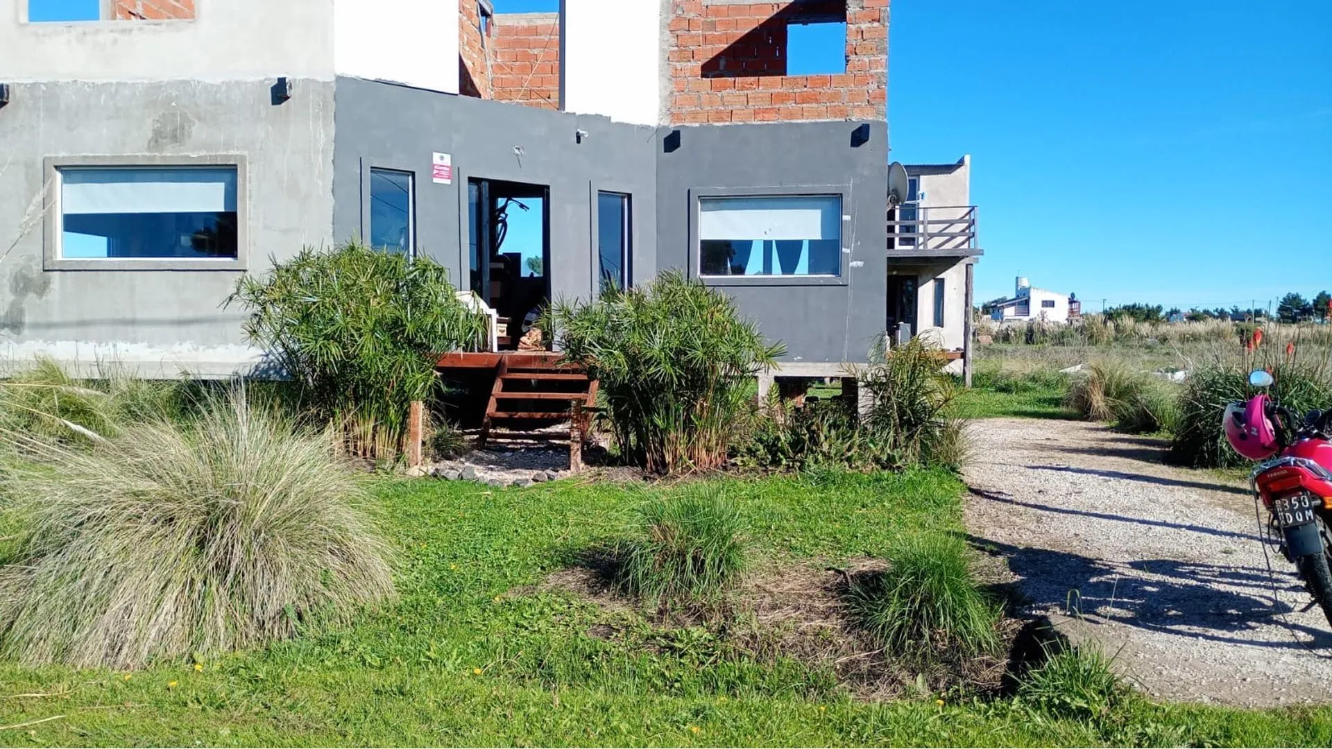 Venta de casa + departamento en el marquesado