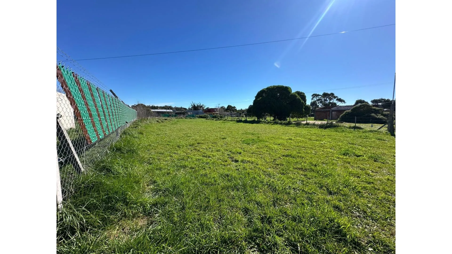 VENTA LOTE EN BARRIO PLAYA DORADA